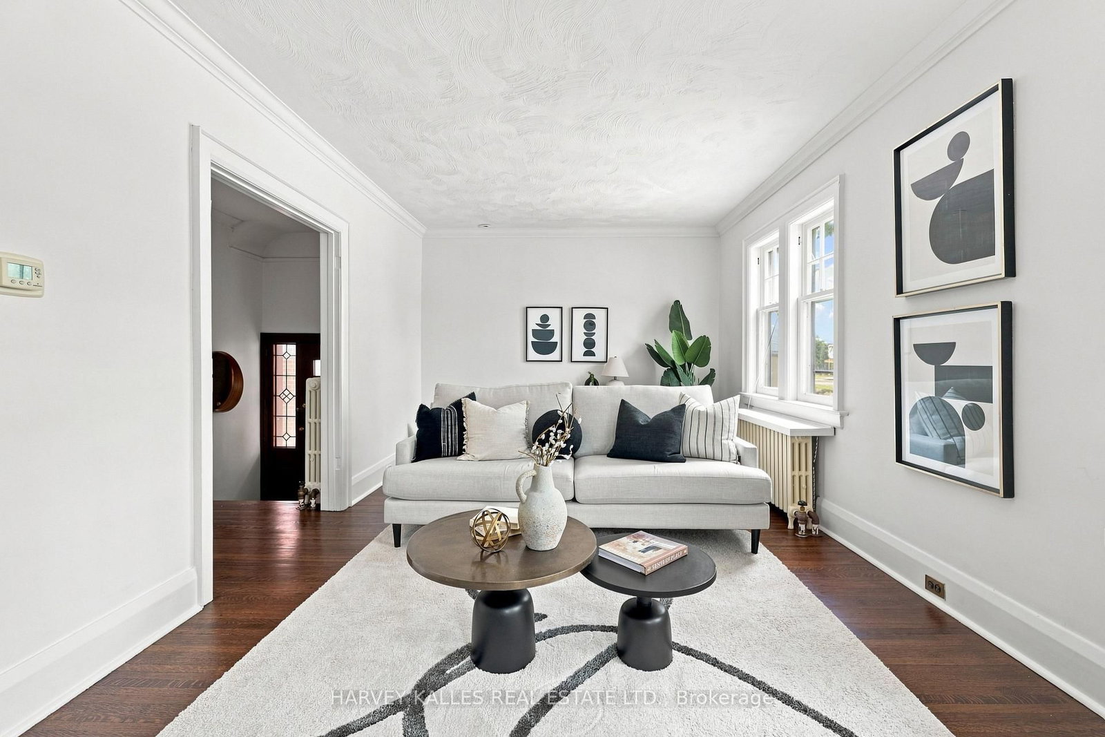 231 Glengrove Avenue W • Toronto, ON photo 6