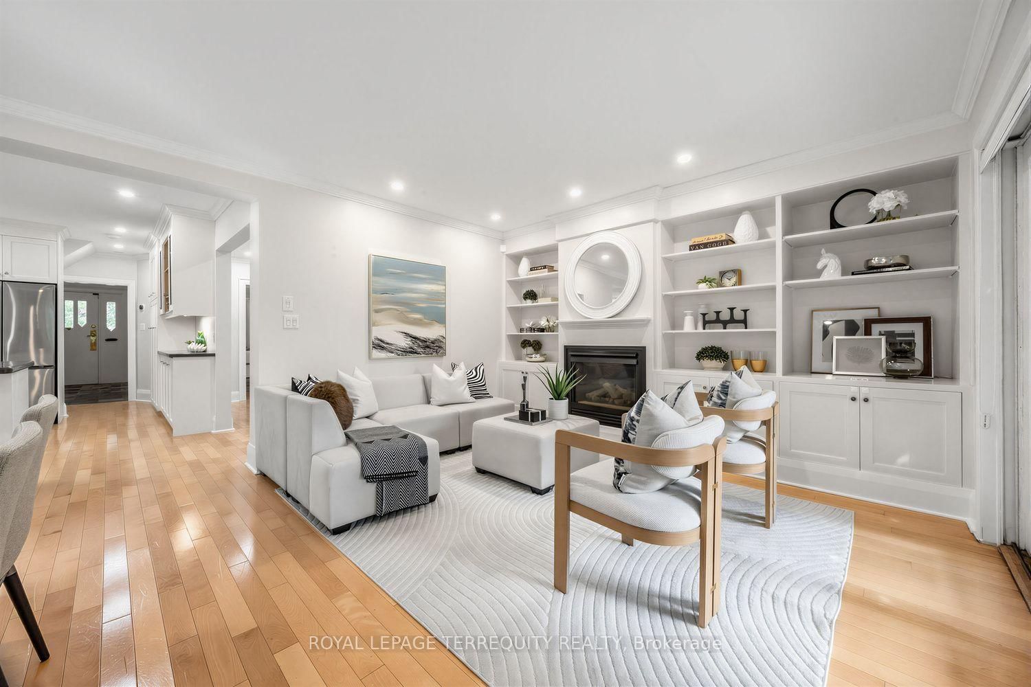 81 Stibbard Avenue • Toronto, ON photo 15
