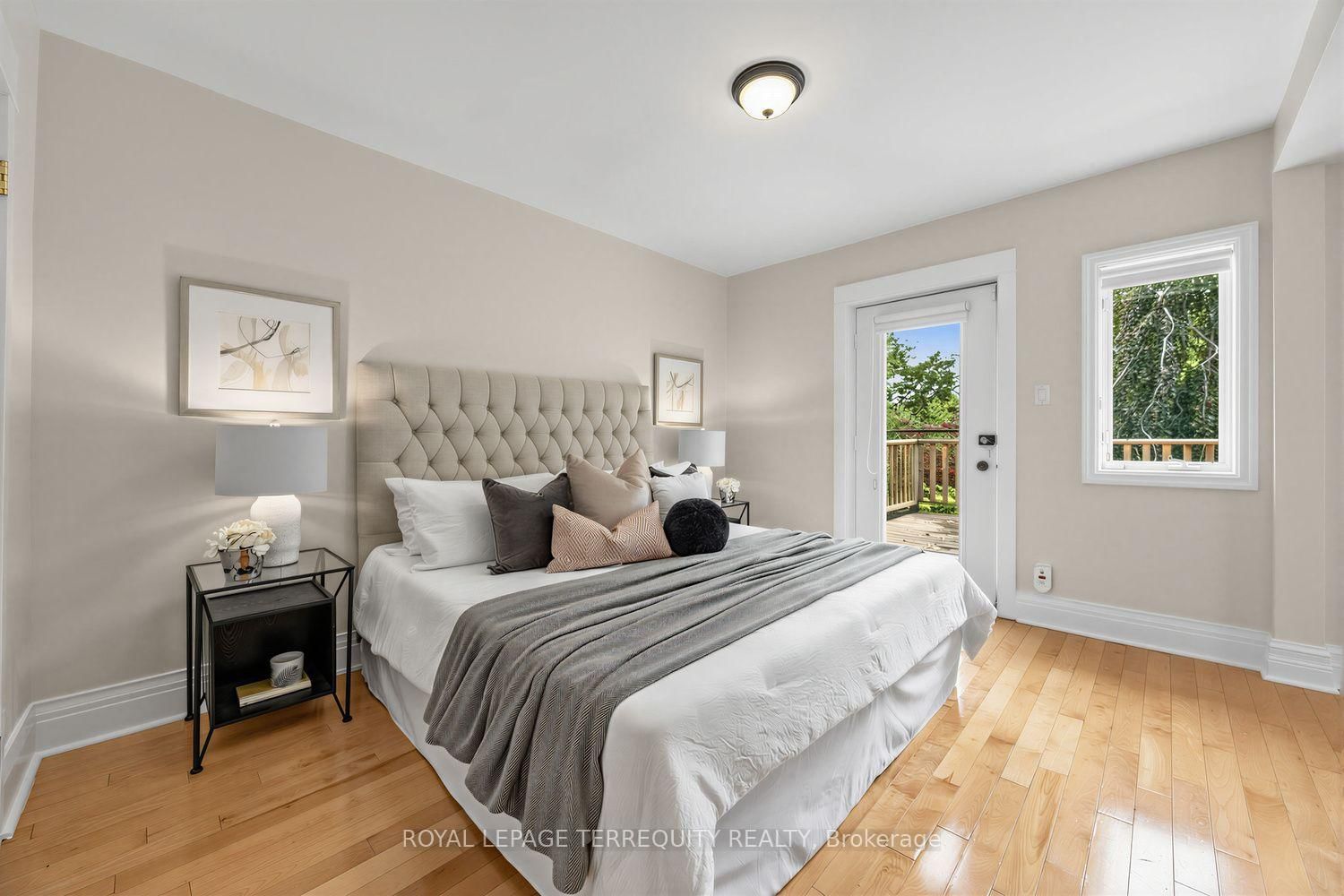 81 Stibbard Avenue • Toronto, ON photo 21