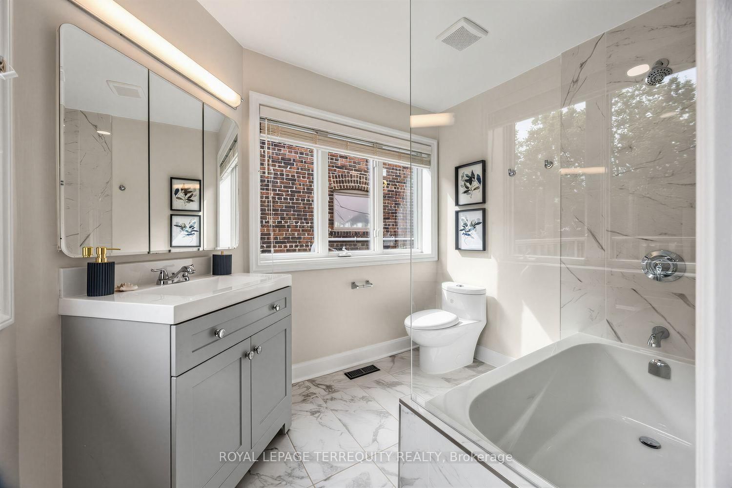 81 Stibbard Avenue • Toronto, ON photo 24