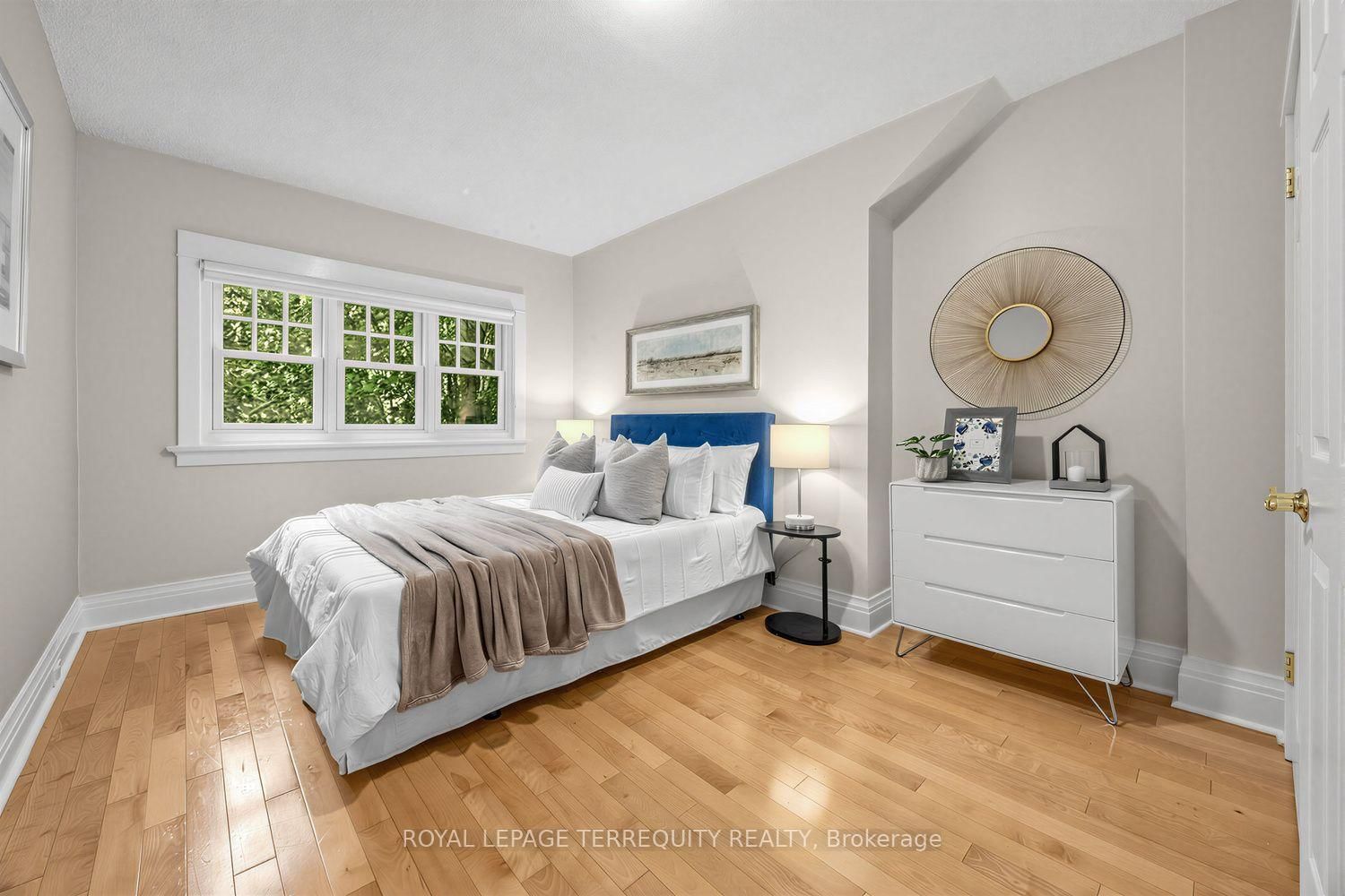 81 Stibbard Avenue • Toronto, ON photo 27