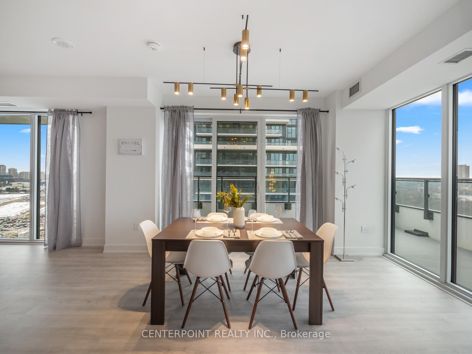 20 Inn On The Park Drive • #2132 • Toronto, ON photo 14