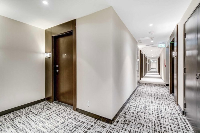 5101 - 2221 Yonge Street