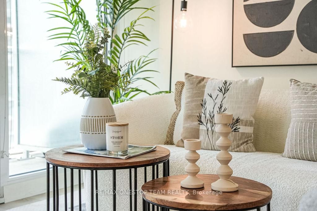 17 Bathurst Street • #1510 • Toronto, ON photo 19