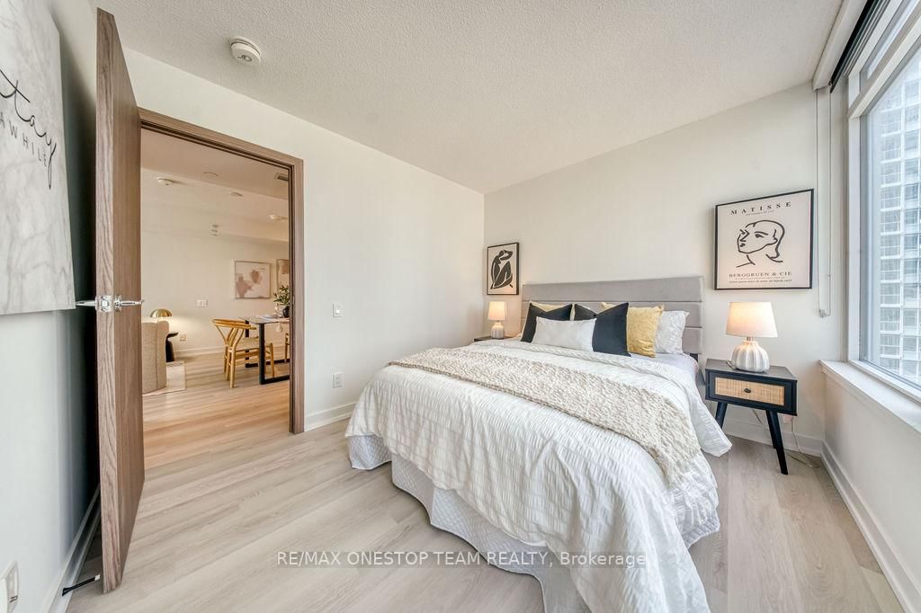 17 Bathurst Street • #1510 • Toronto, ON photo 24