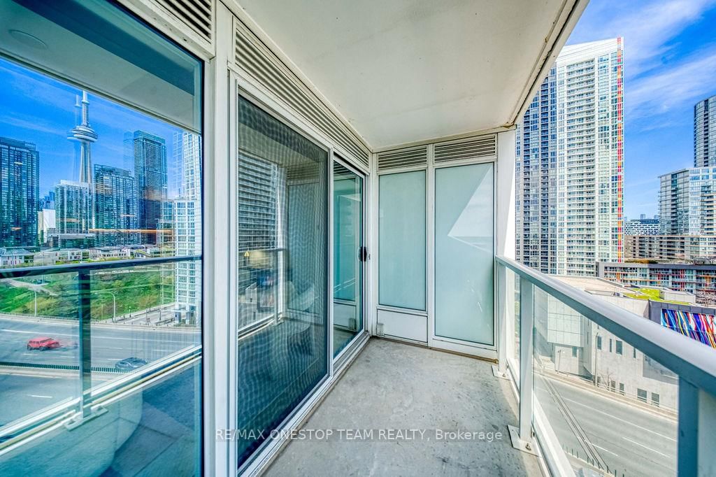 17 Bathurst Street • #1510 • Toronto, ON photo 33