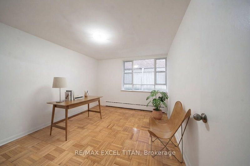 111 - 77 Erskine Avenue