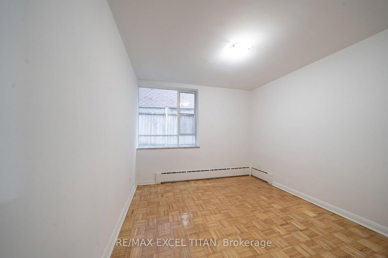 111 - 77 Erskine Avenue
