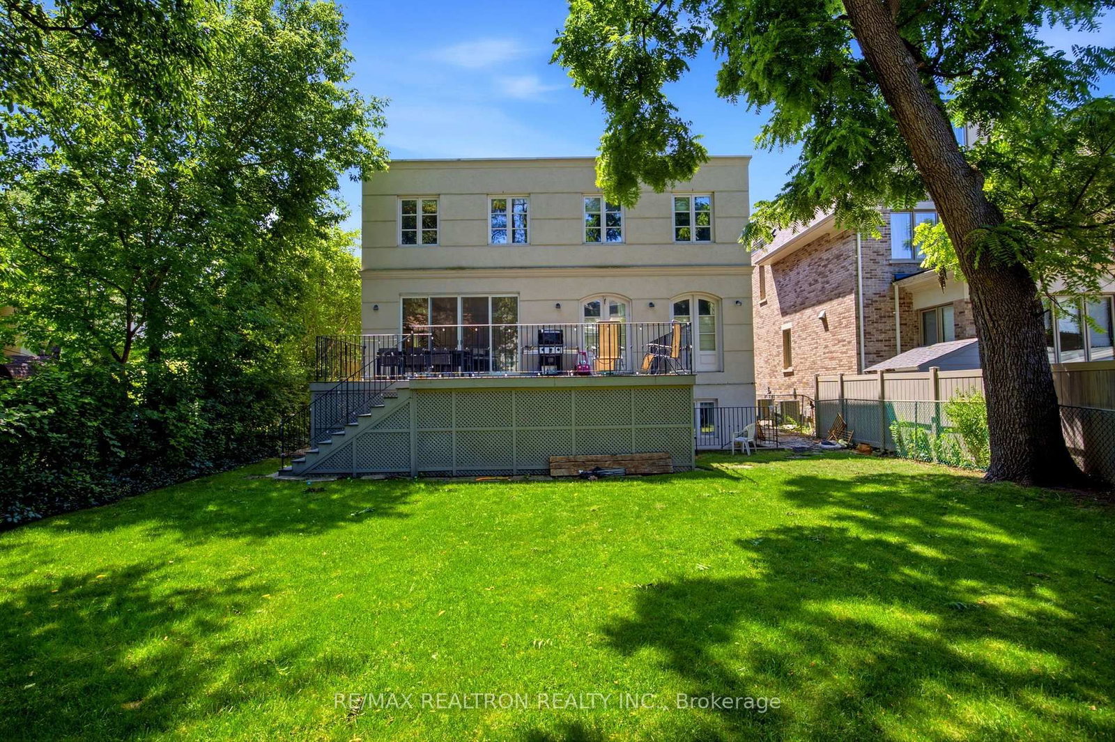50 Viewmount Avenue • Toronto, ON photo 15