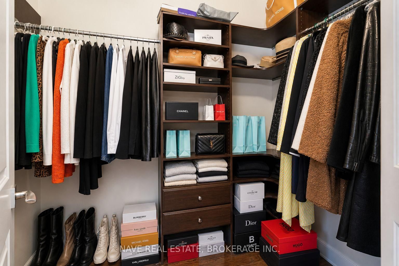 136 Homewood Avenue • Toronto, ON photo 29
