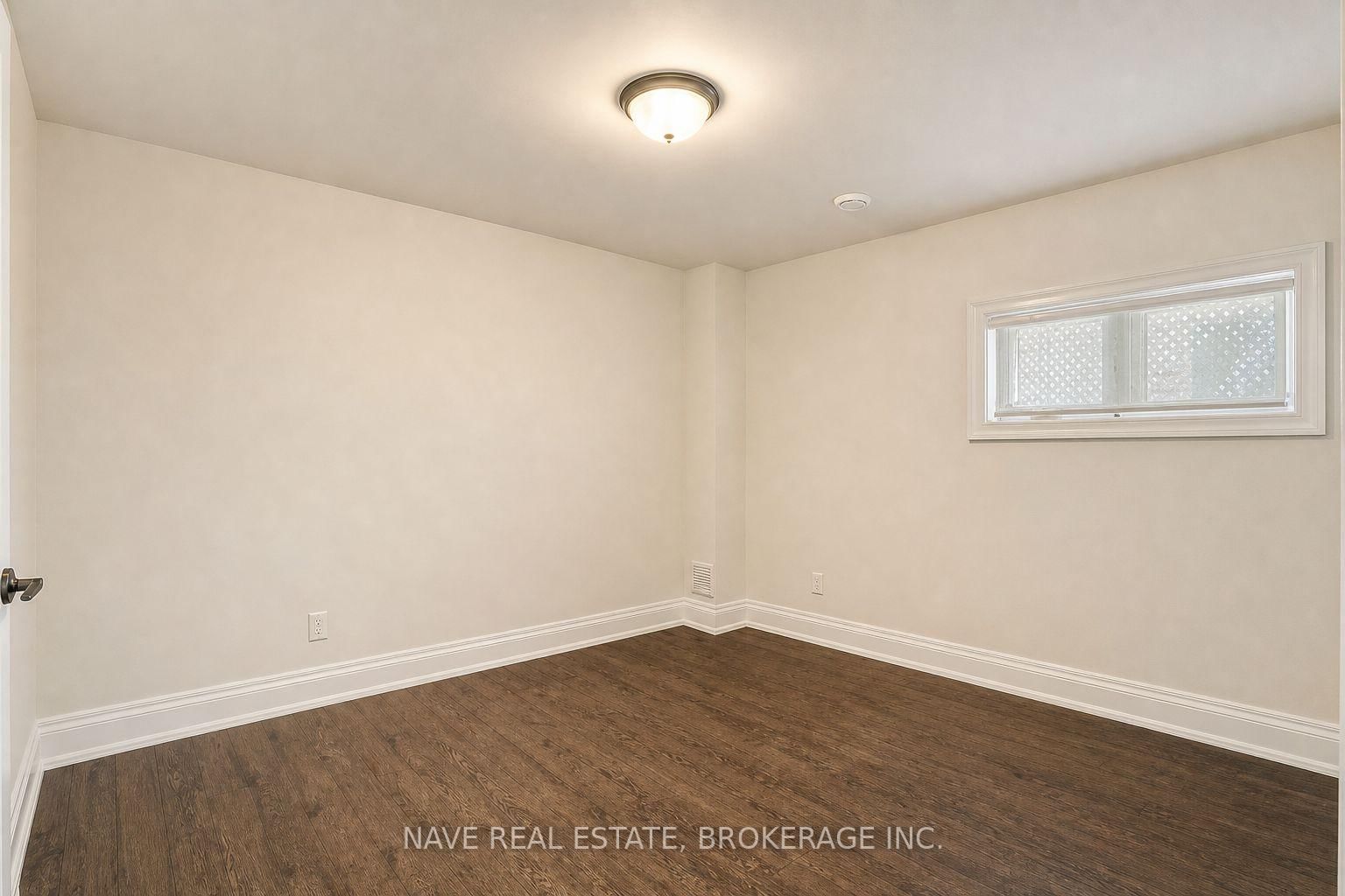 136 Homewood Avenue • Toronto, ON photo 42