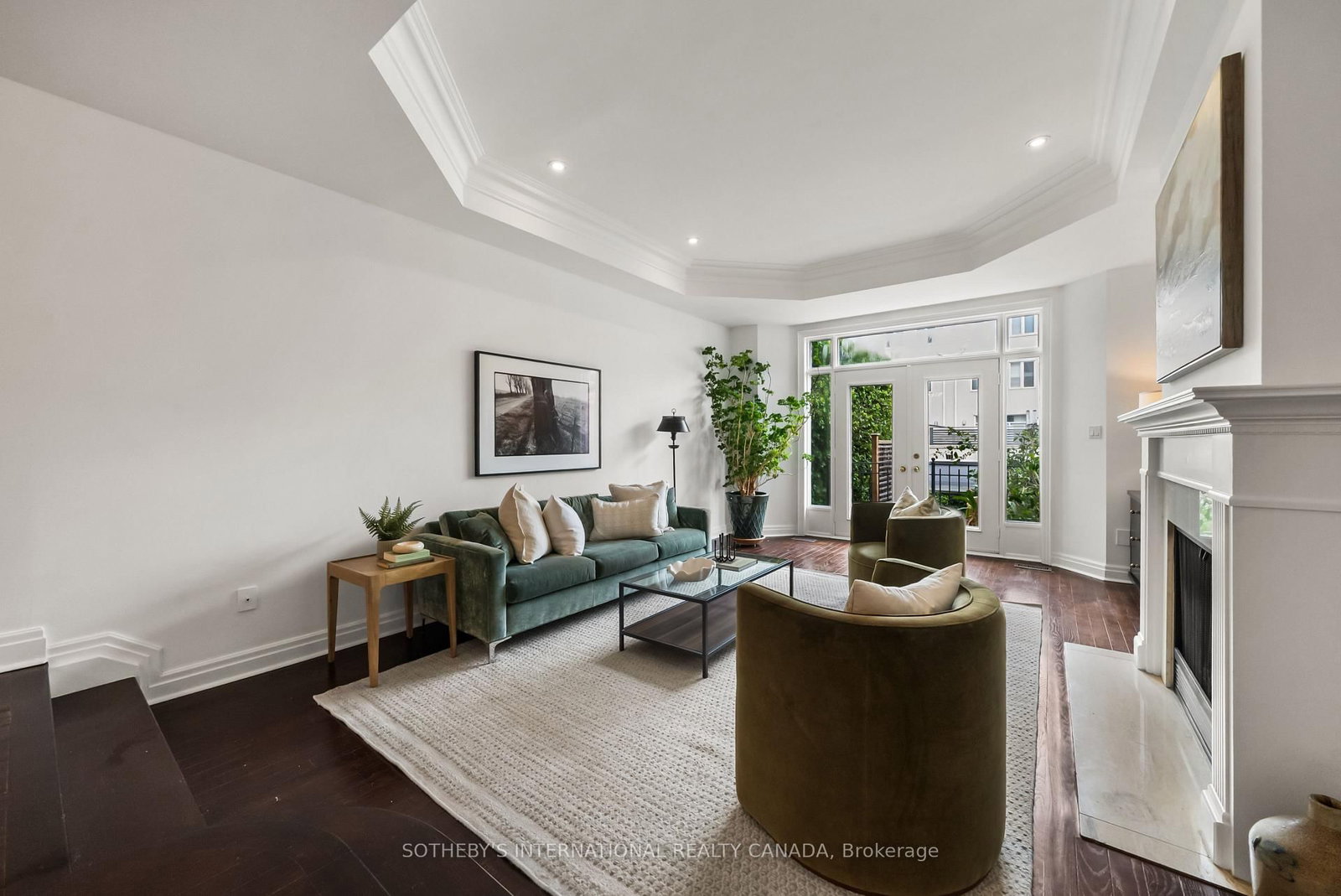 213 Walmer Road • Toronto, ON photo 10