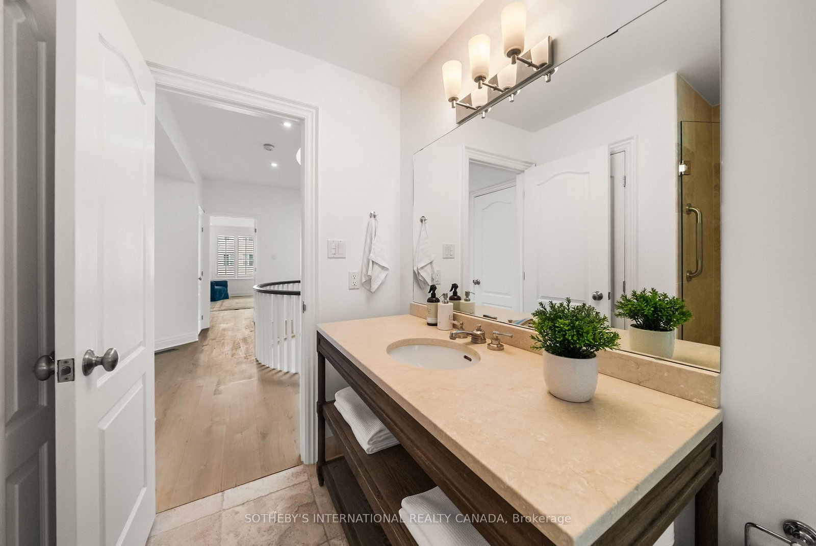 213 Walmer Road • Toronto, ON photo 24