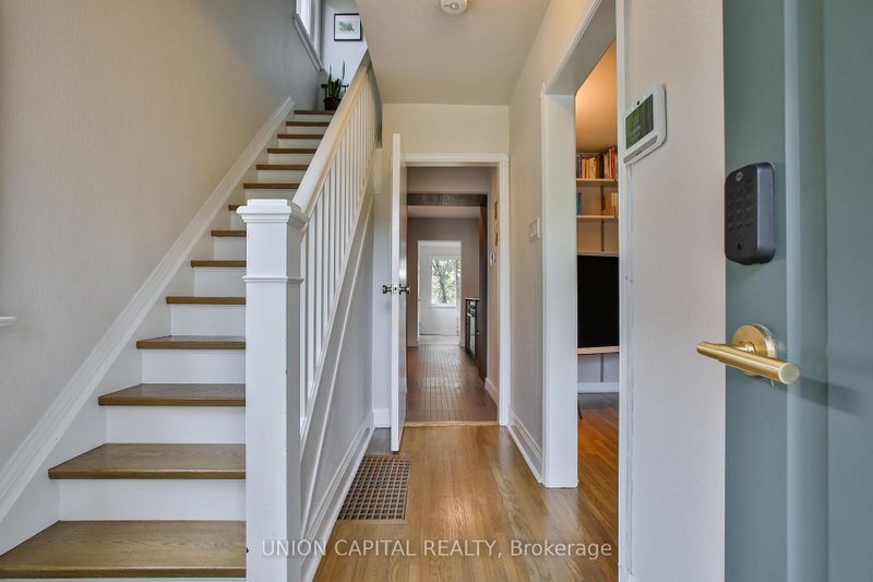 81 Thursfield Crescent