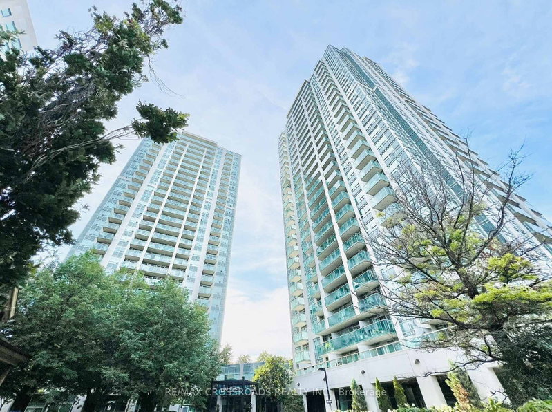 Ph 10 - 16 Harrison Garden Boulevard