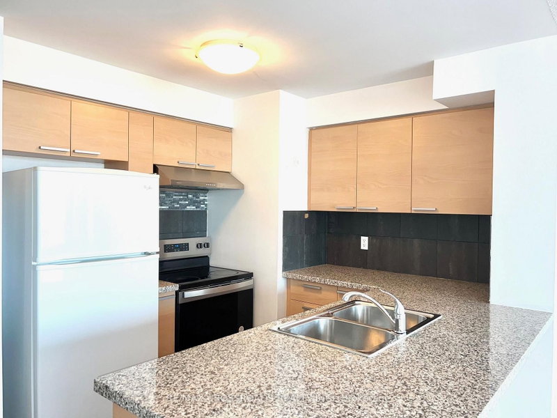 Ph 10 - 16 Harrison Garden Boulevard
