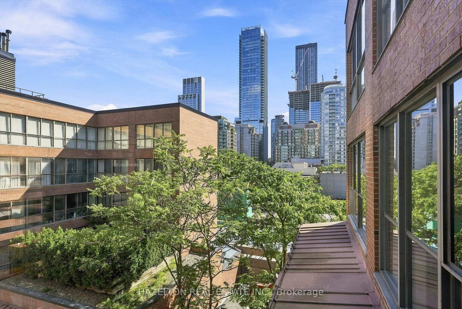 164 Cumberland Street • #608 • Toronto, ON photo 35