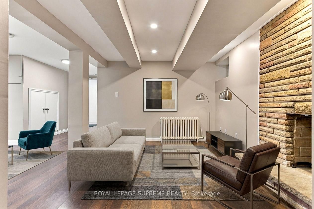 229 Winona Drive • Toronto, ON photo 43