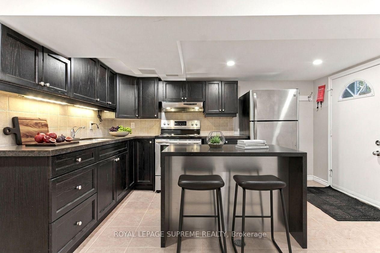 229 Winona Drive • Toronto, ON photo 45