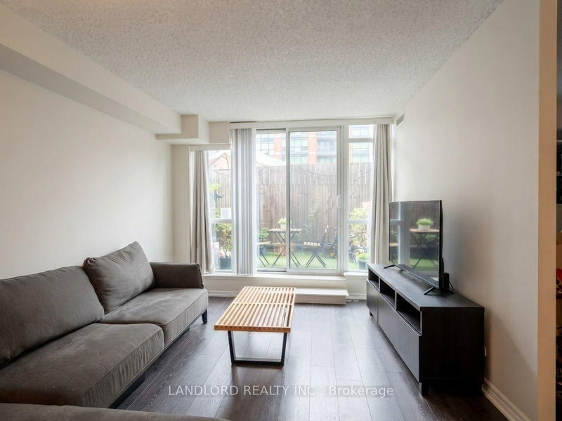 525 Wilson Ave photo 5