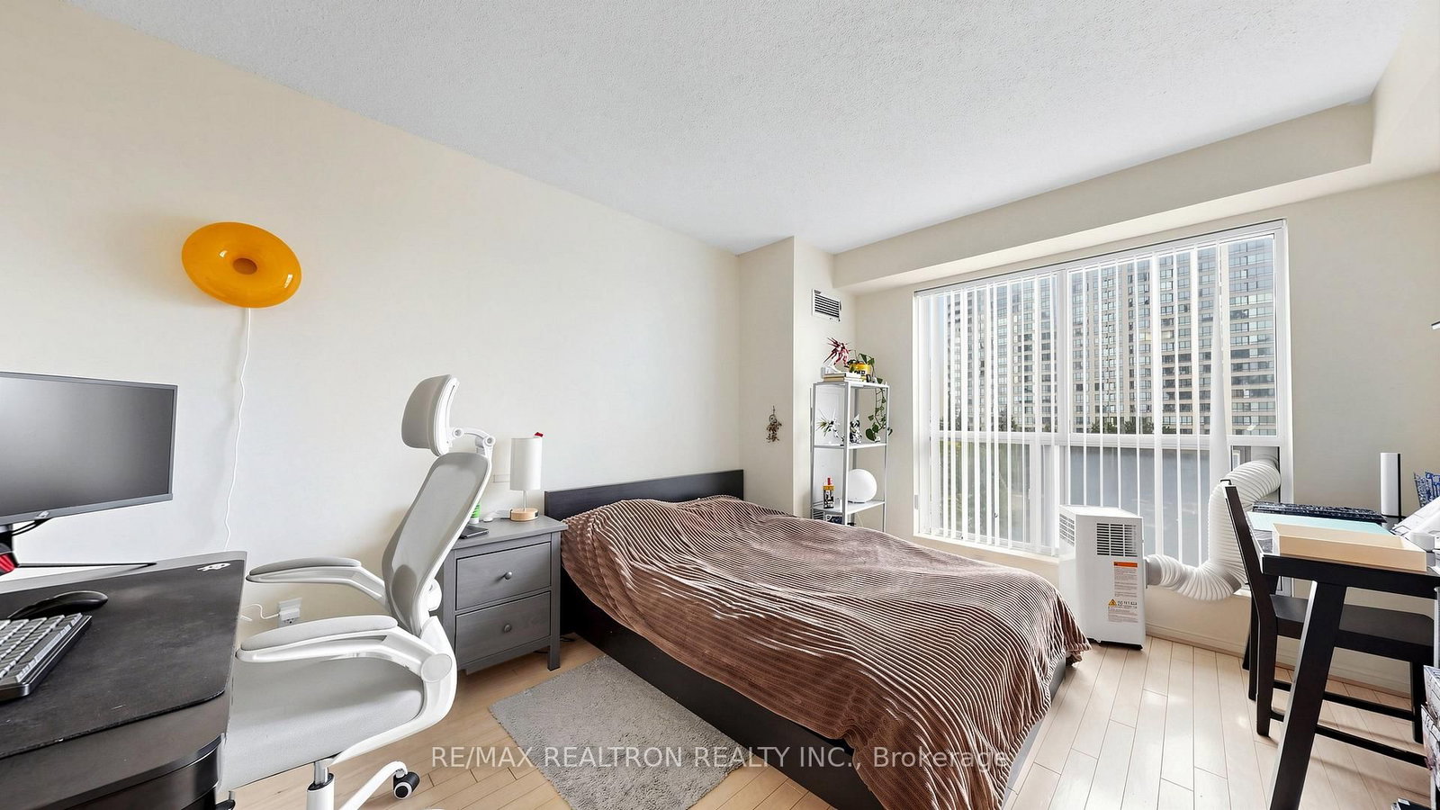 23 Lorraine Drive • #502 • Toronto, ON photo 32