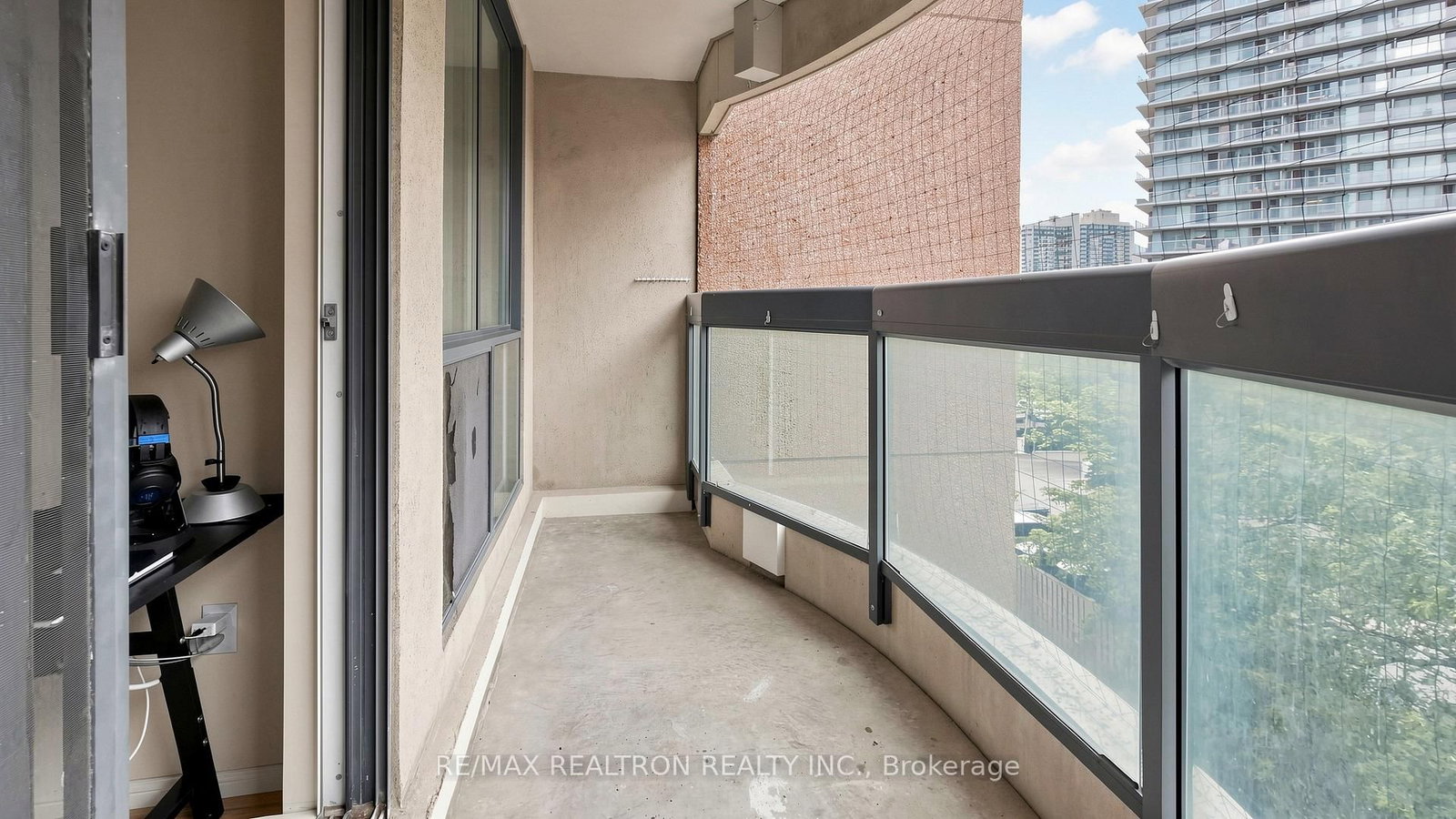 23 Lorraine Drive • #502 • Toronto, ON photo 40