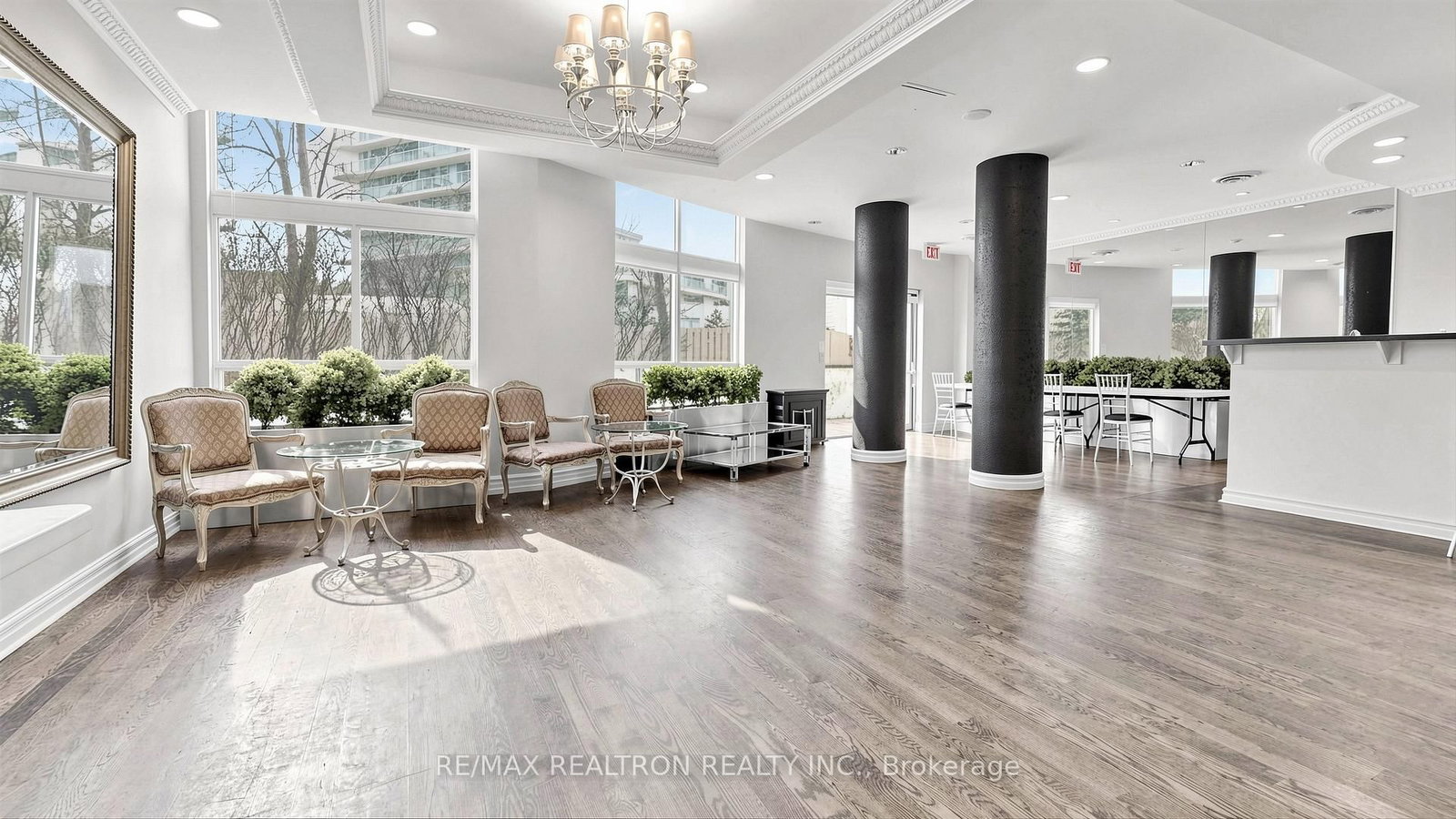23 Lorraine Drive • #502 • Toronto, ON photo 44
