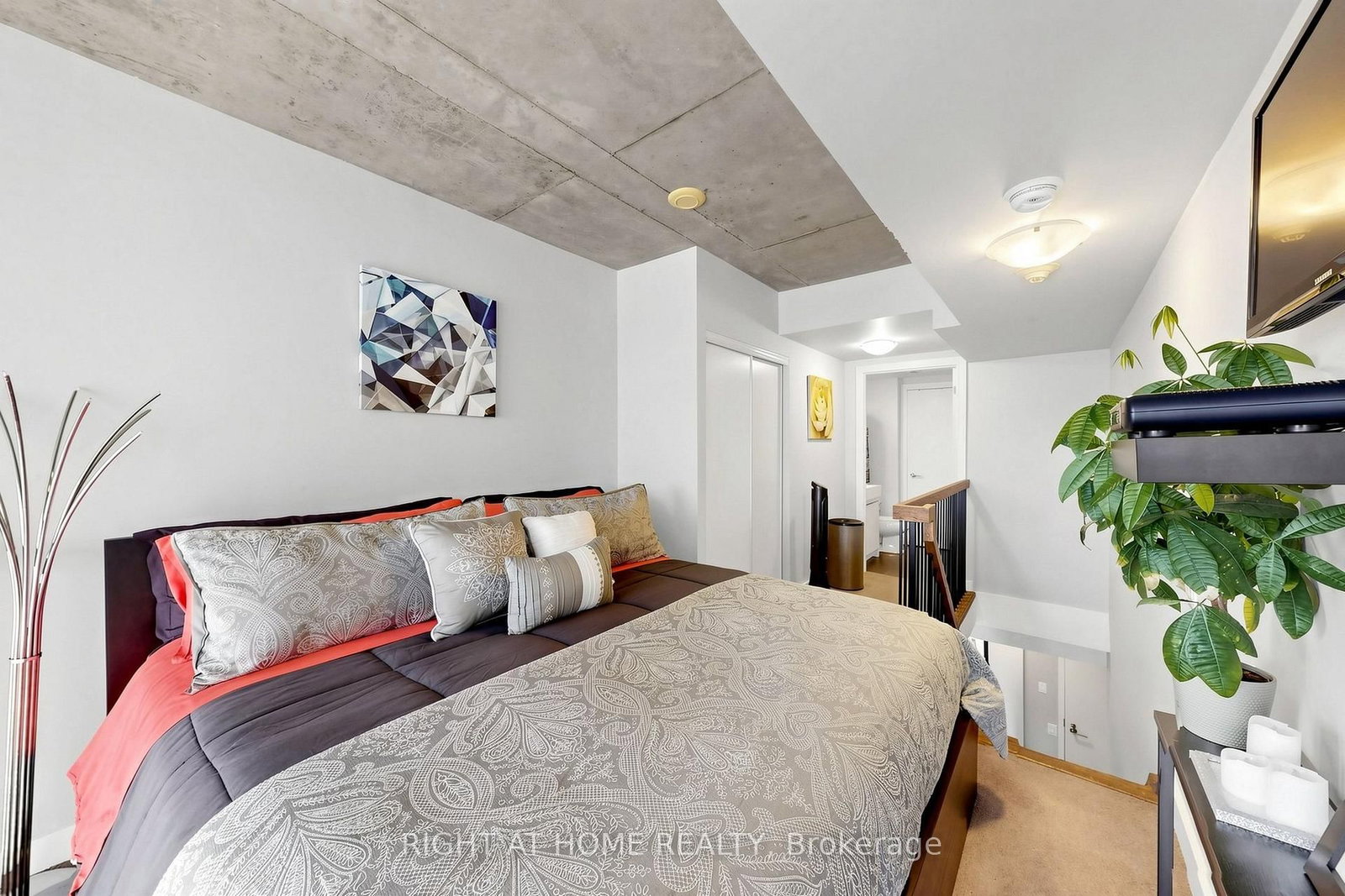 5 Hanna Avenue • #510 • Toronto, ON photo 18