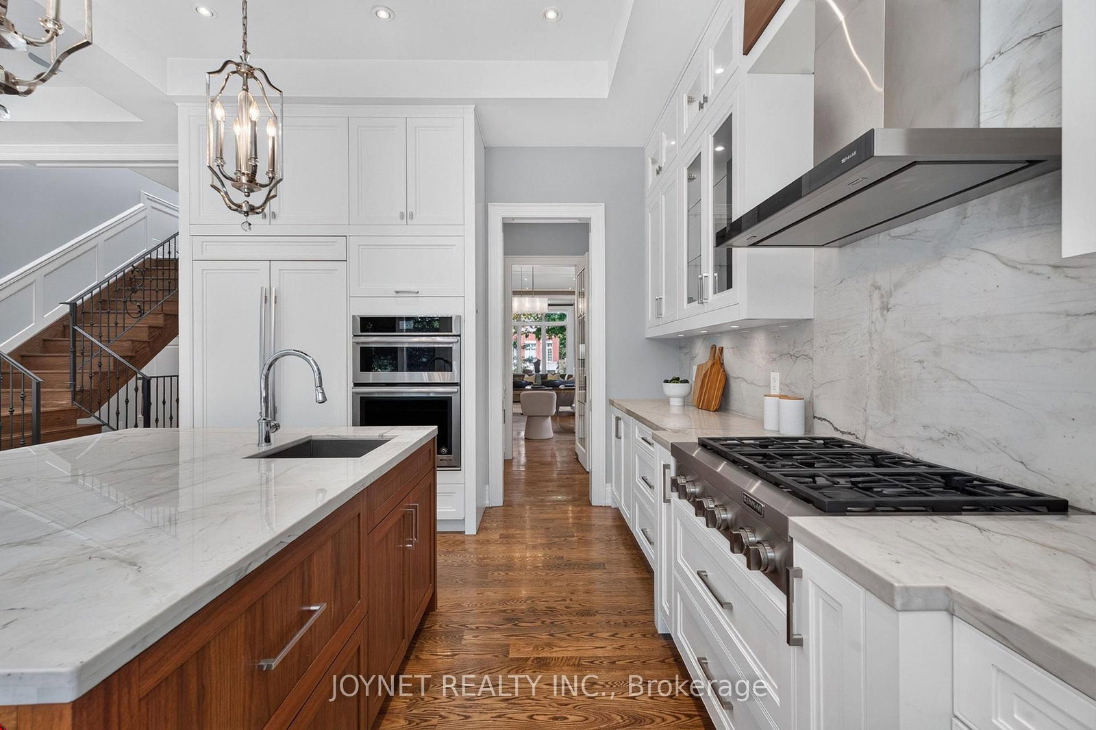 119 Patricia Avenue • Toronto, ON photo 15
