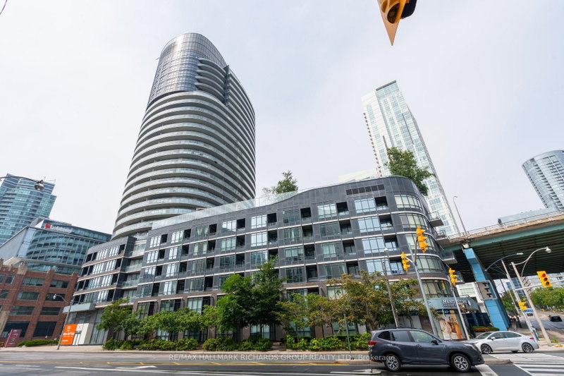 1208 - 38 Dan Leckie Way