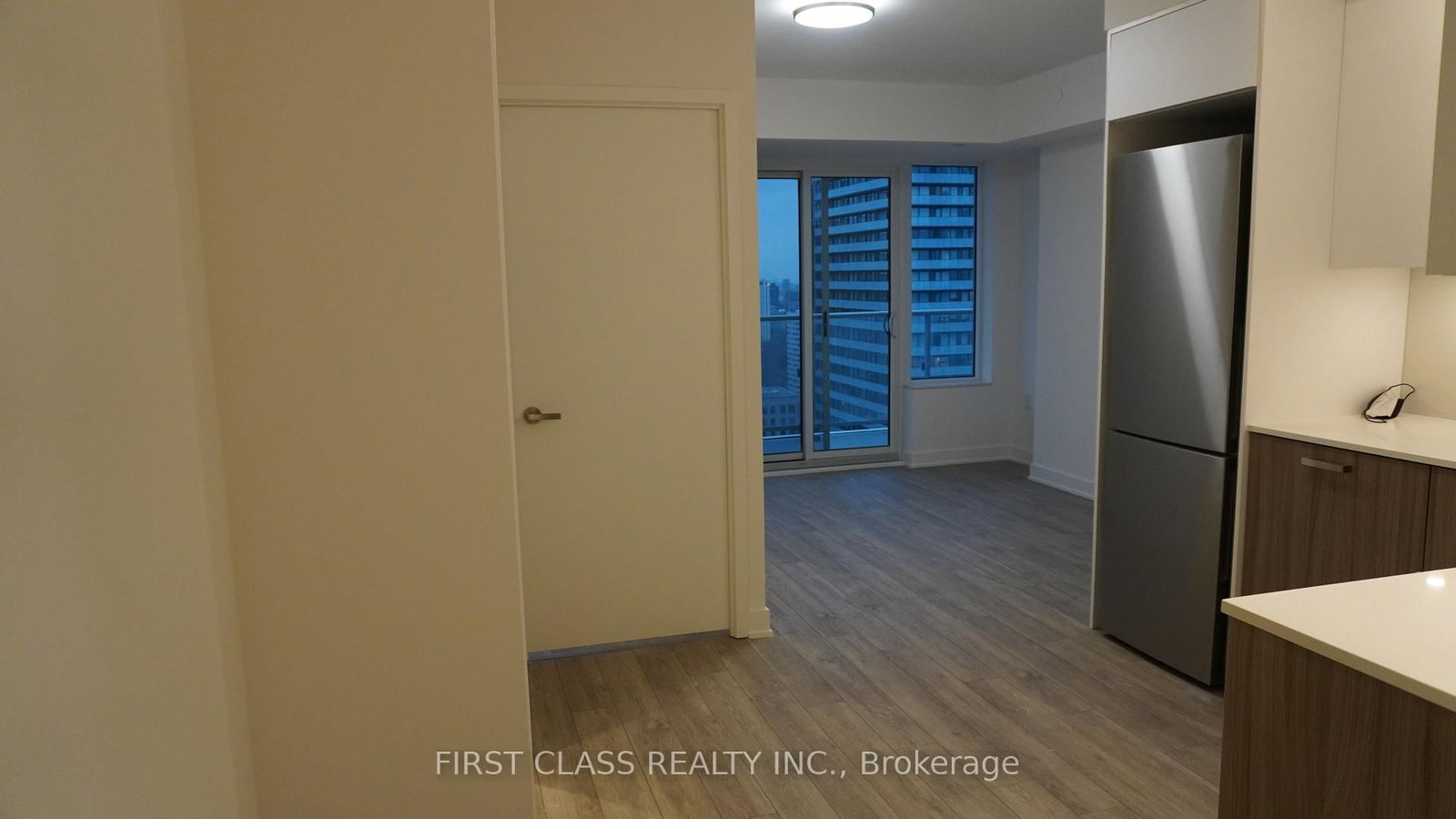 3306 - 195 Redpath Avenue, Toronto 5