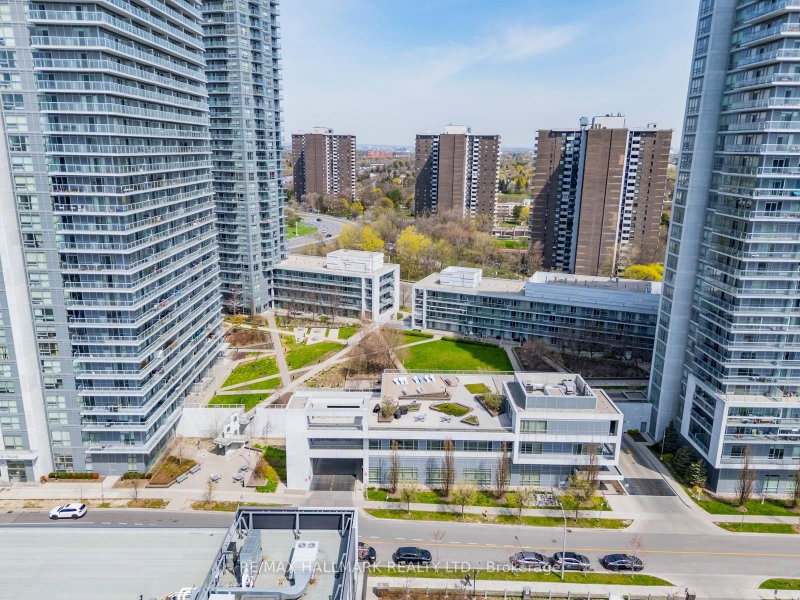 407 - 2015 Sheppard Avenue E