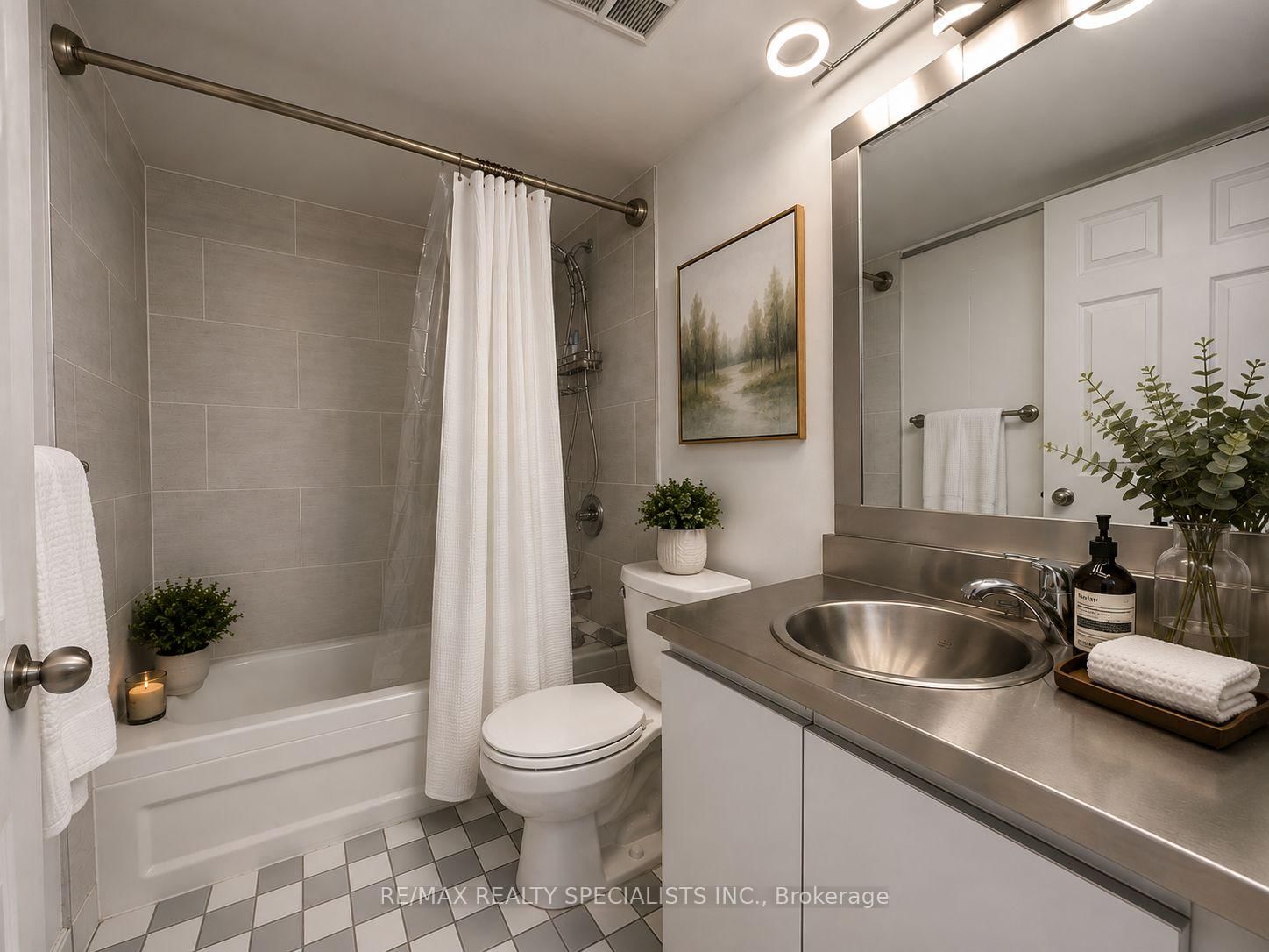 801 King Street W • #1120 • Toronto, ON photo 10