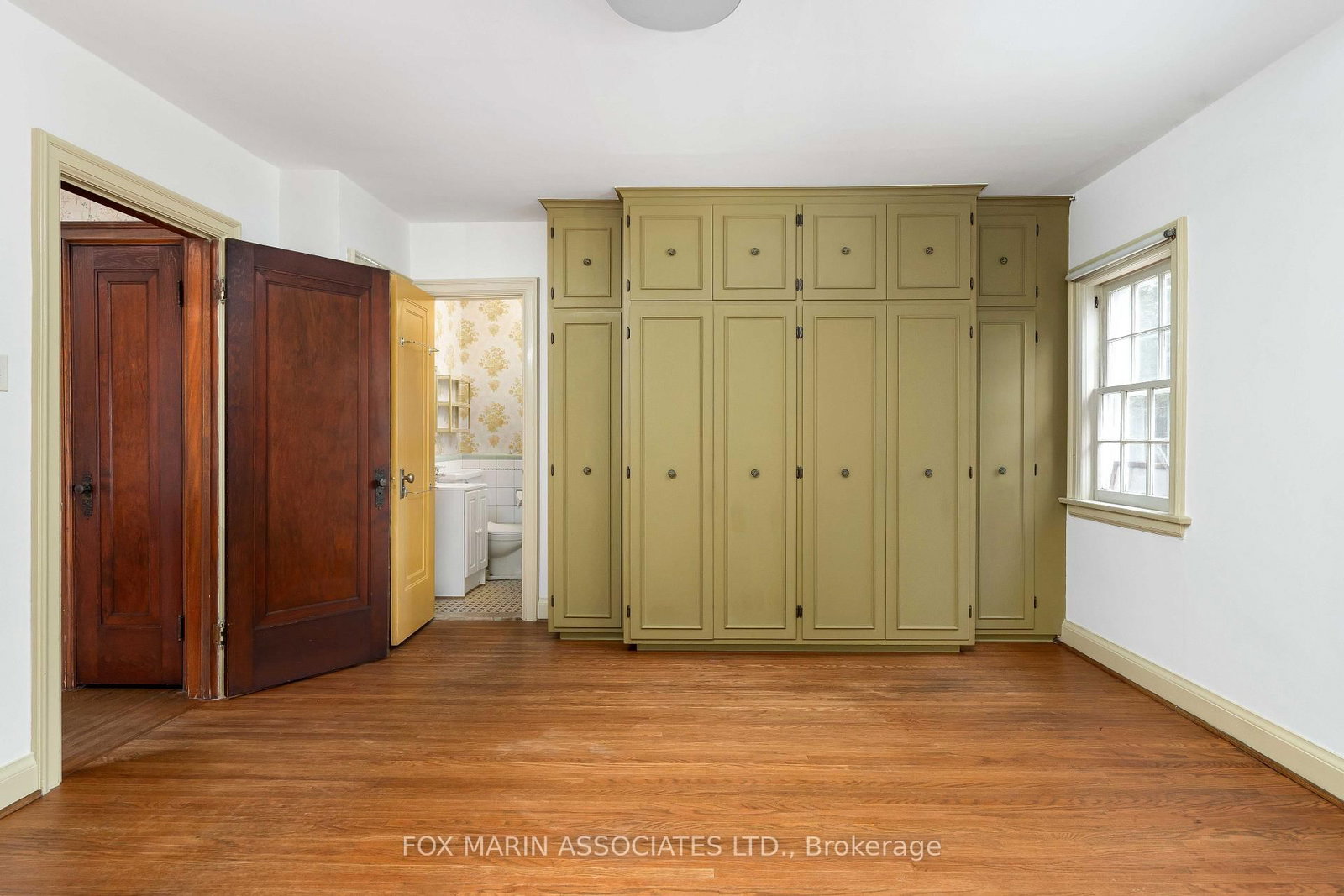 26 Claxton Boulevard • Toronto, ON photo 23