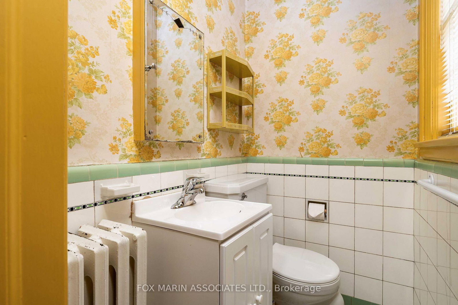 26 Claxton Boulevard • Toronto, ON photo 24