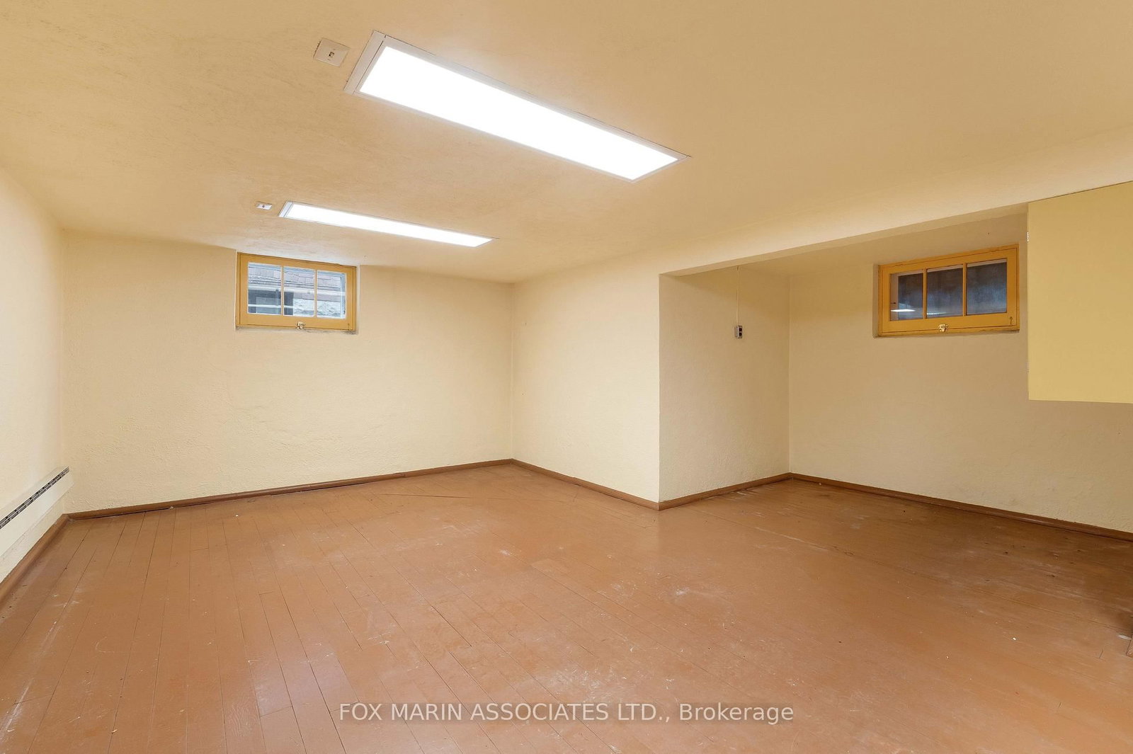 26 Claxton Boulevard • Toronto, ON photo 32