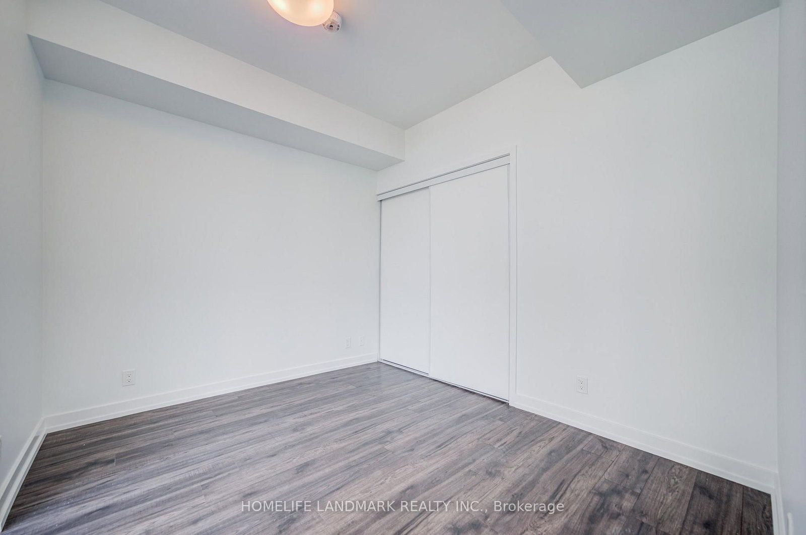 33 Helendale Avenue • #601 • Toronto, ON photo 20