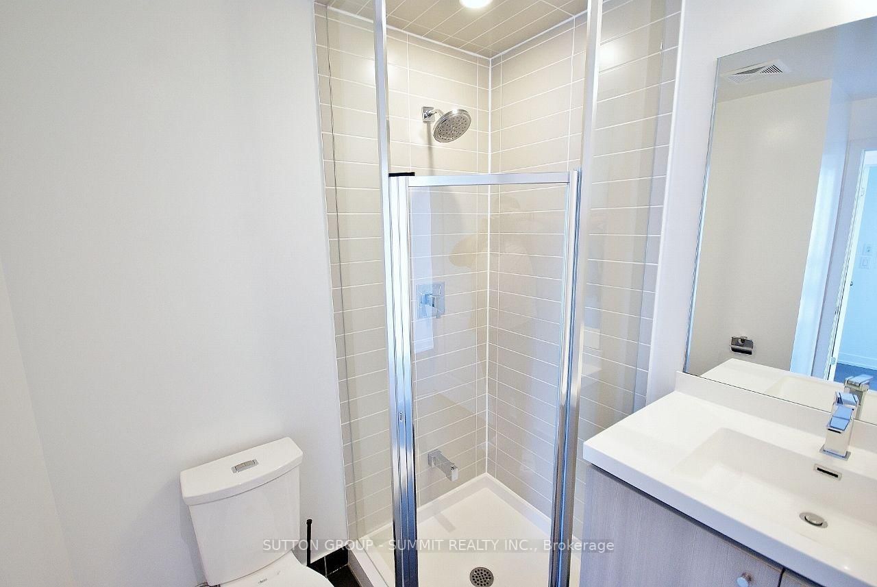 105 George Street • #1510 • Toronto, ON photo 11