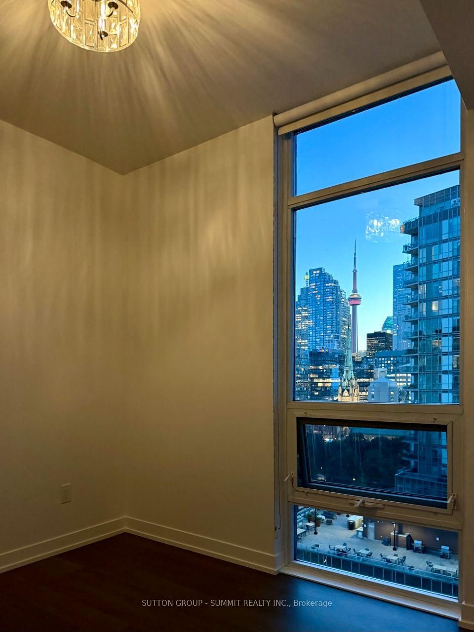 105 George Street • #1510 • Toronto, ON photo 13