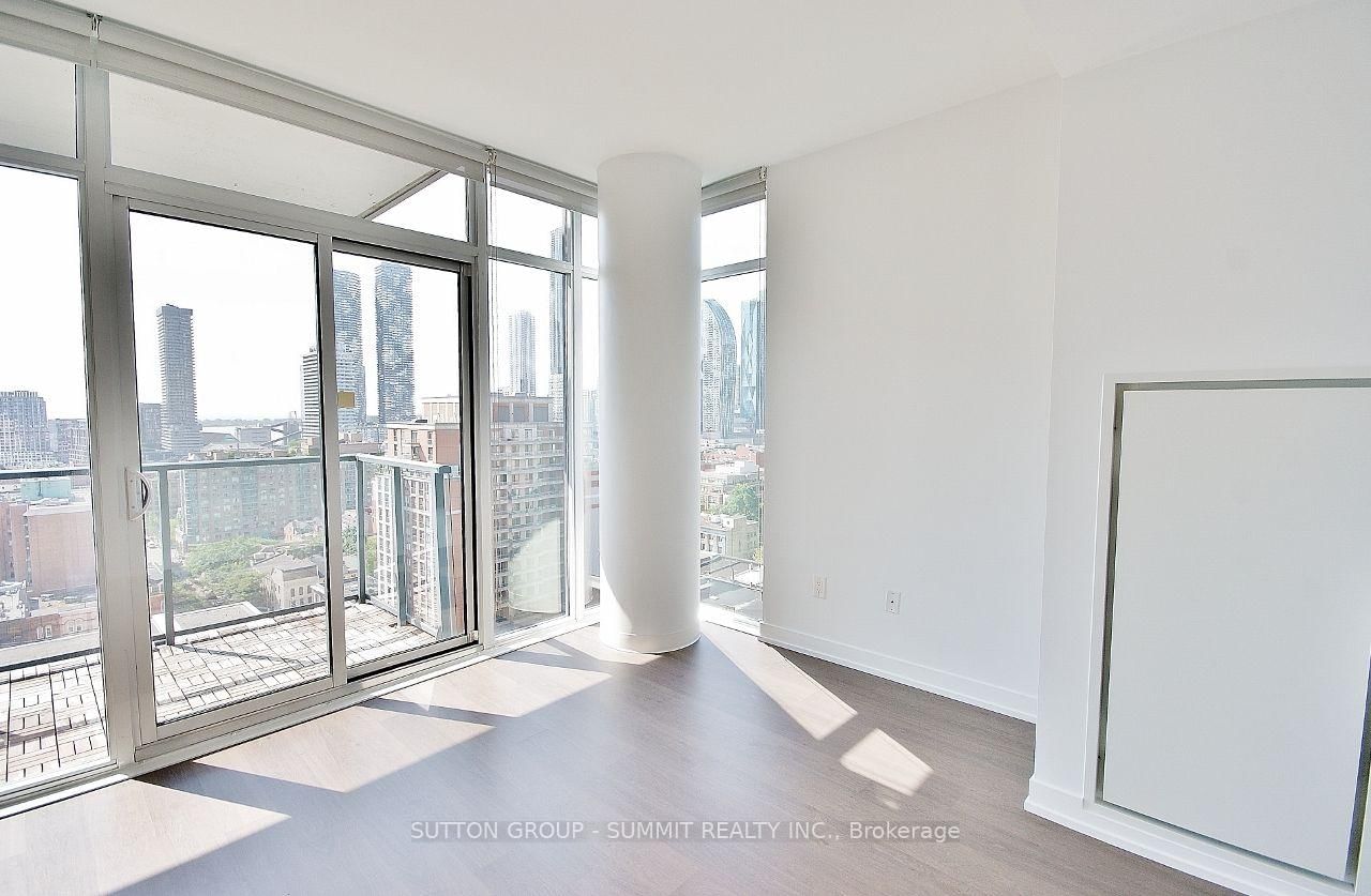 105 George Street • #1510 • Toronto, ON photo 24