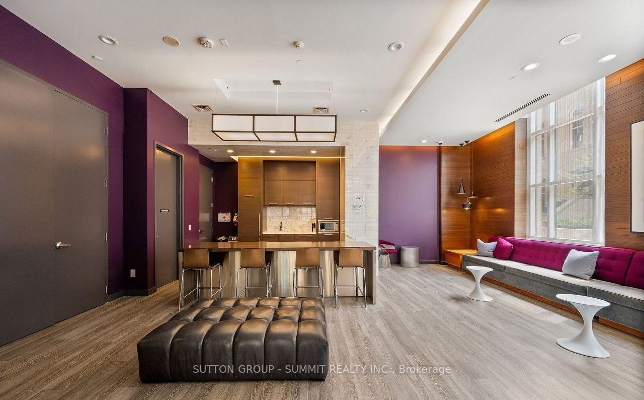 105 George Street • #1510 • Toronto, ON photo 47