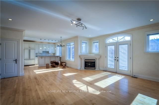 2nd floor - 77 Steeles Avenue E