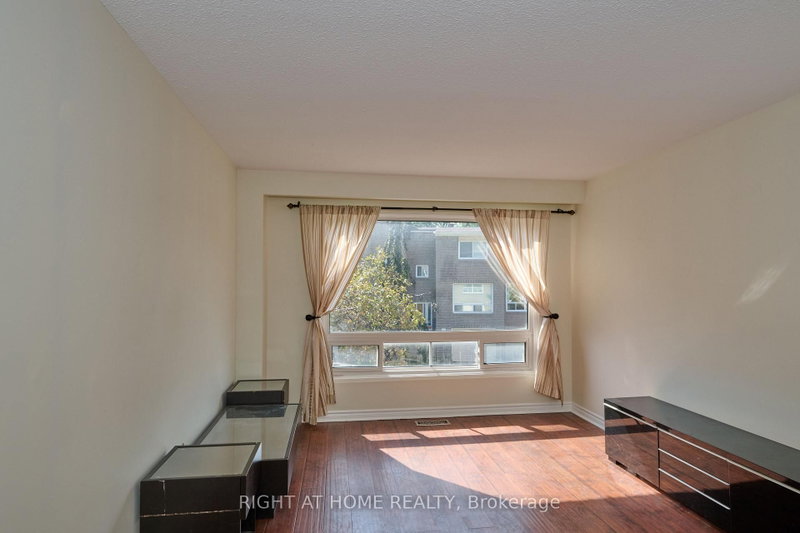 169RC - 169 Rusty Crest Way