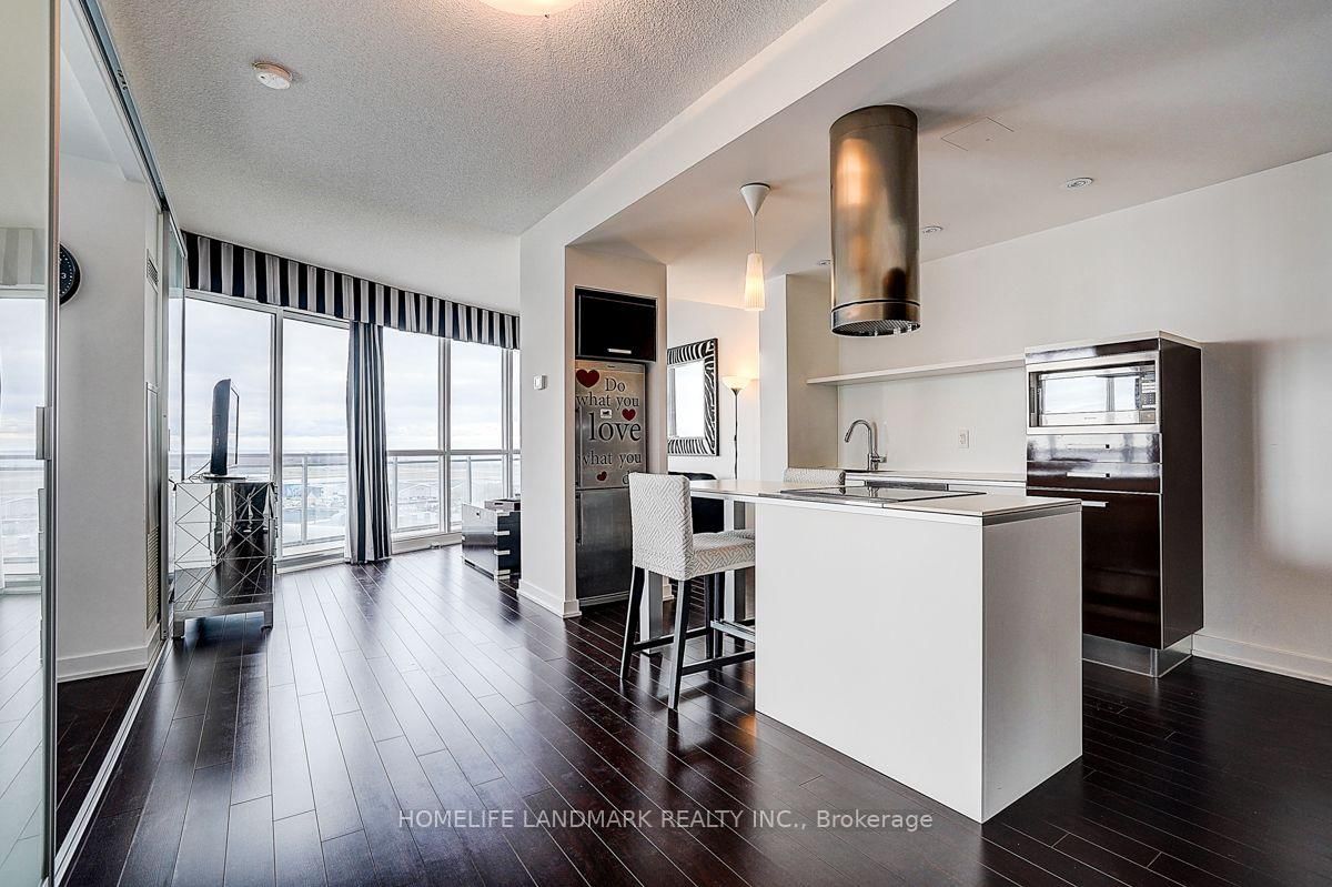 38 Dan Leckie Way • #1912 • Toronto, ON photo 10