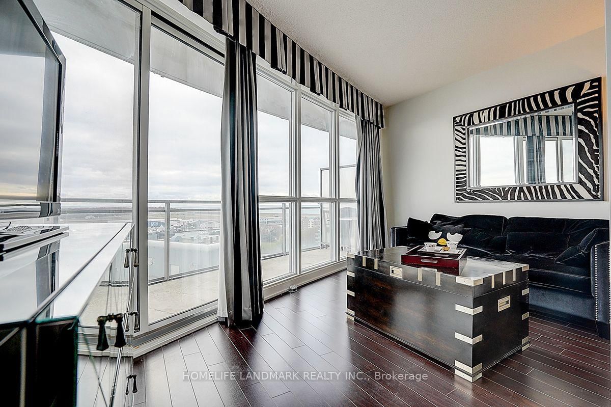 38 Dan Leckie Way • #1912 • Toronto, ON photo 11