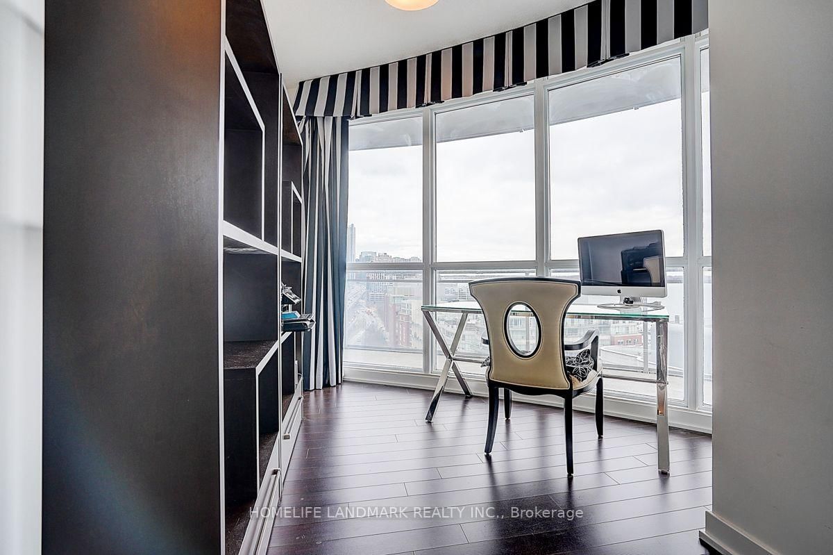 38 Dan Leckie Way • #1912 • Toronto, ON photo 16
