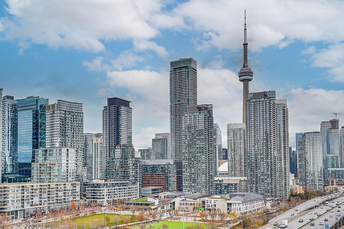 38 Dan Leckie Way • #1912 • Toronto, ON photo 25