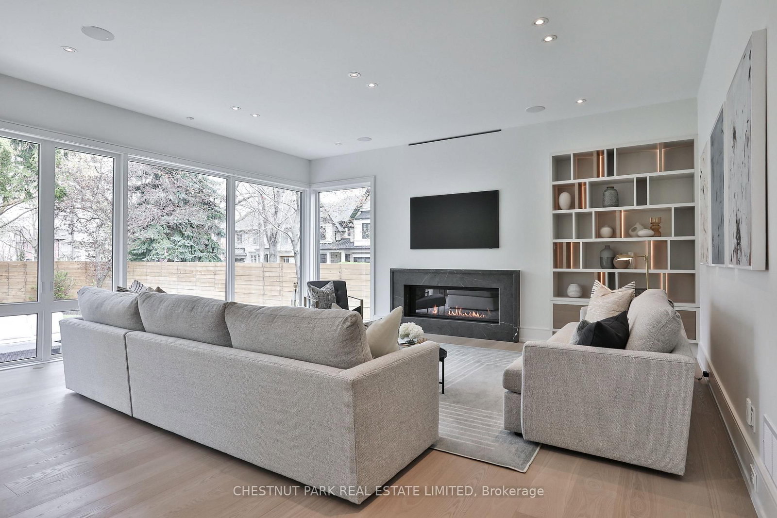 2 Marchwood Drive • Toronto, ON photo 19