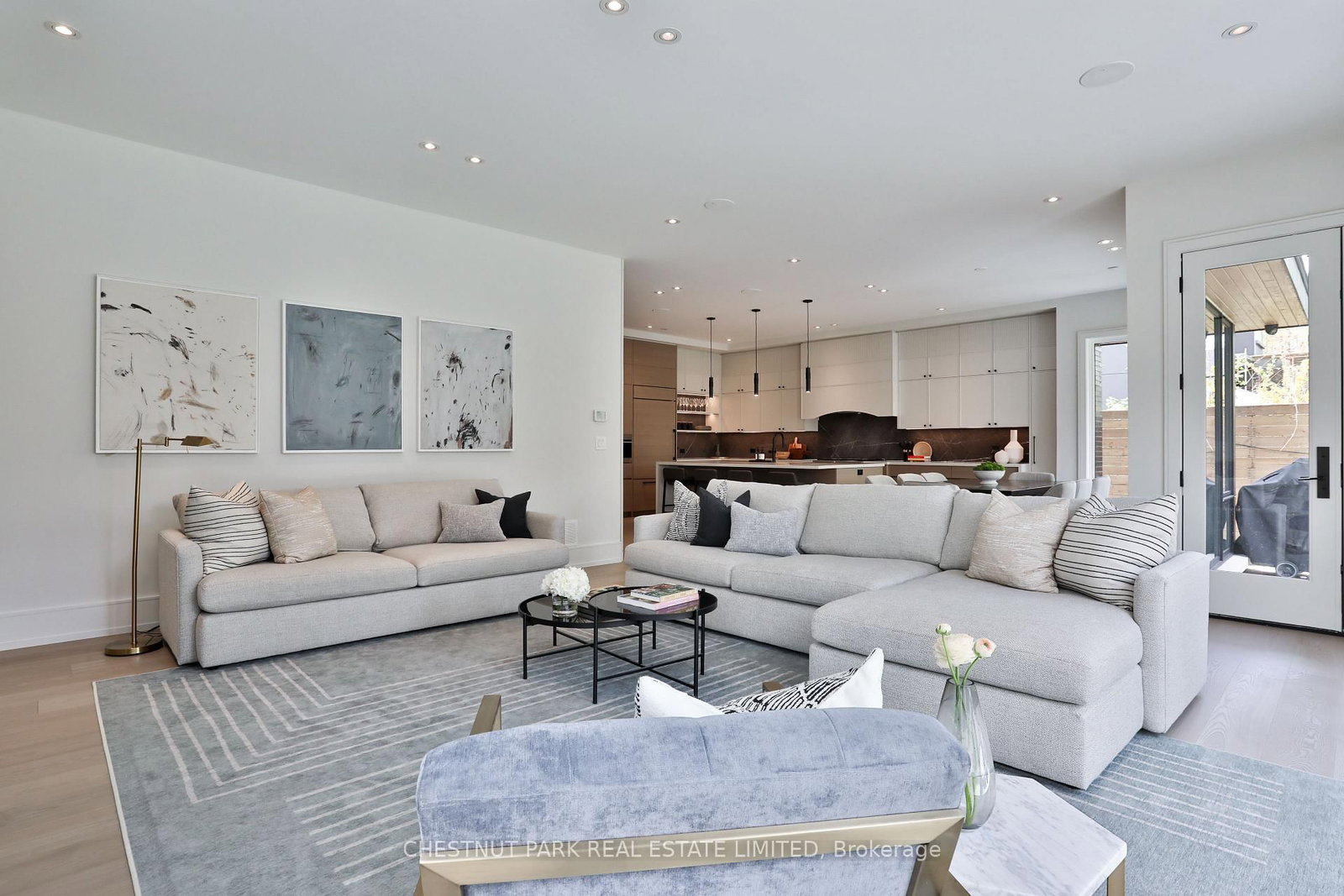 2 Marchwood Drive • Toronto, ON photo 21