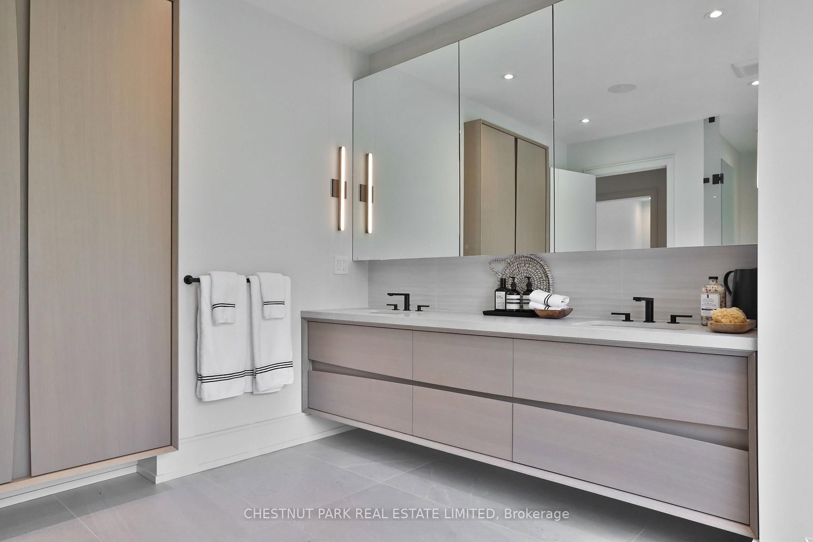 2 Marchwood Drive • Toronto, ON photo 30
